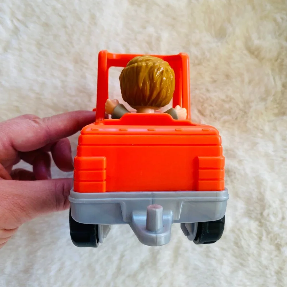 Fisher-Price Little People Green Recycling Truck and Orange Truck Toy
